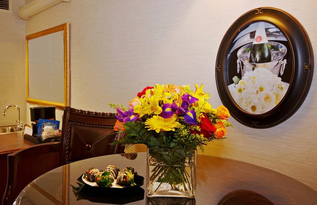 Hotel D. &